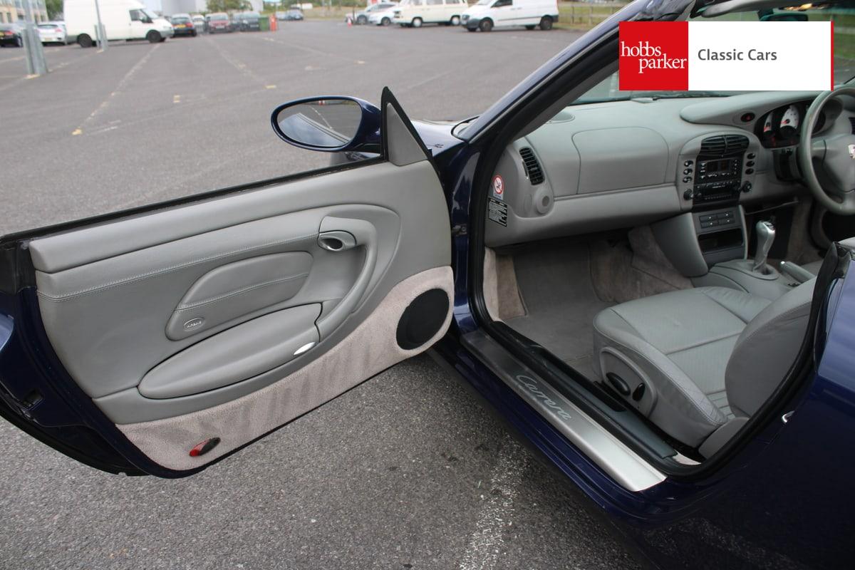 2001 Porsche 911 CARRERA 2 MANUAL