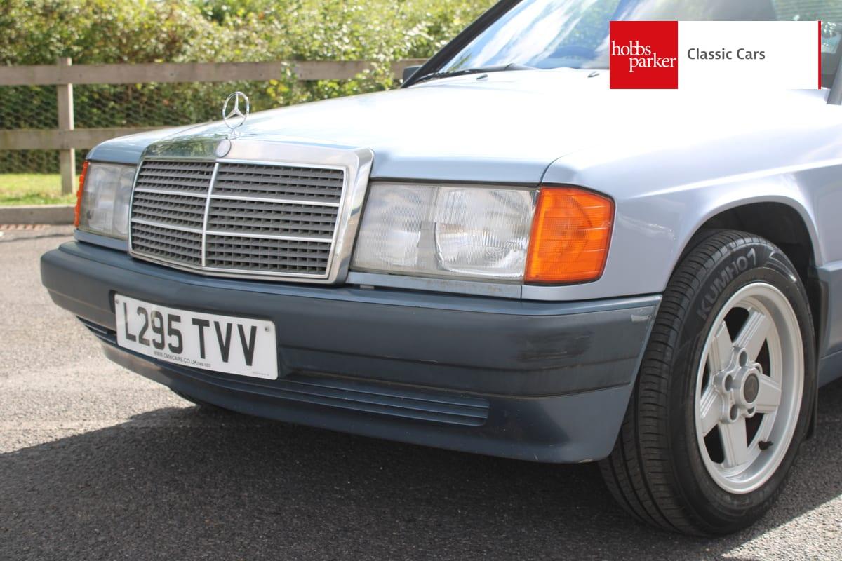 1994 Mercedes - Benz 190E AUTO