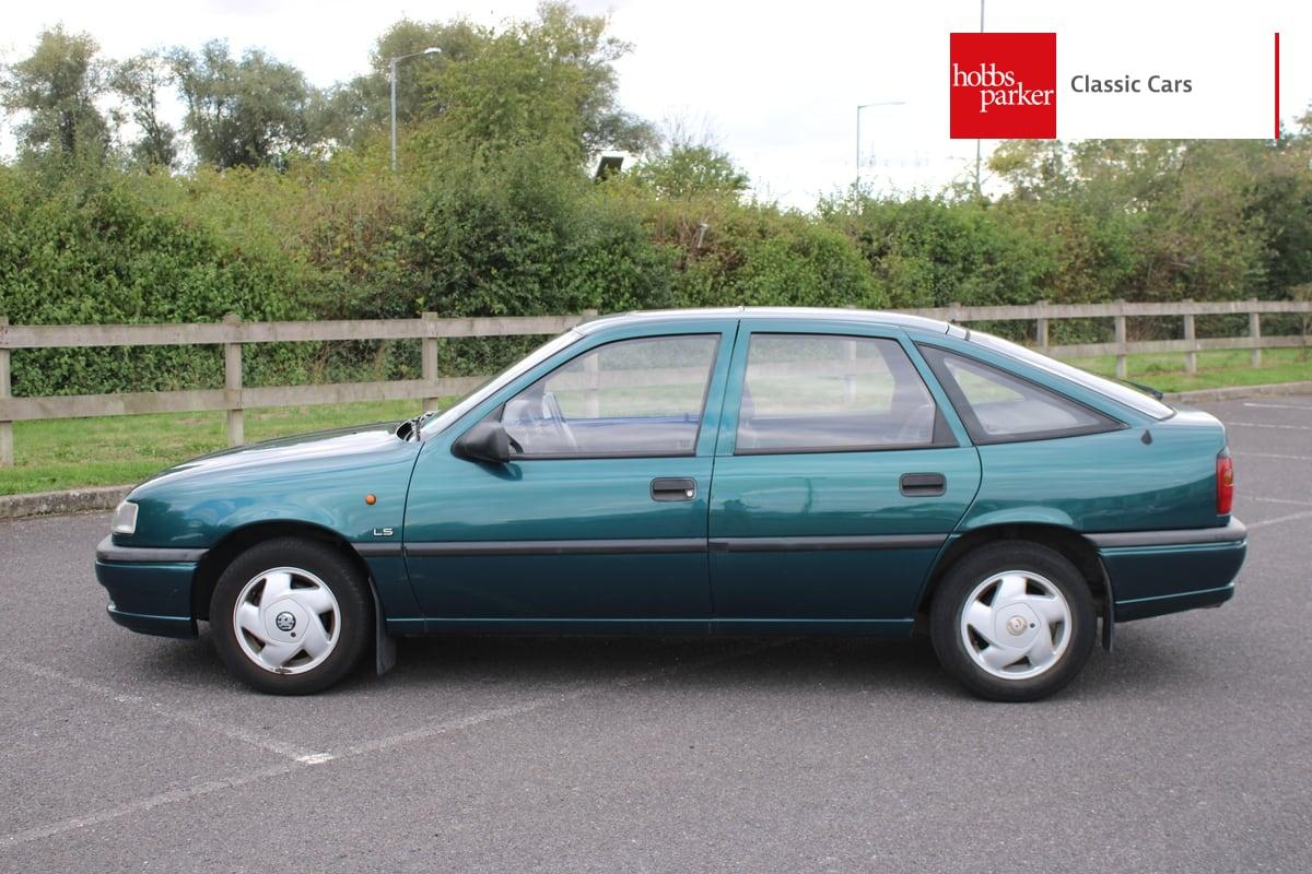 1995 Vauxhall CAVALIER LS 1.8