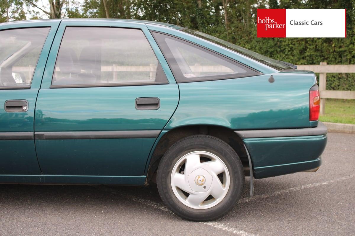 1995 Vauxhall CAVALIER LS 1.8