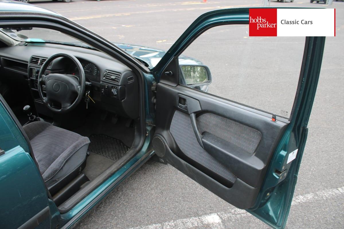 1995 Vauxhall CAVALIER LS 1.8