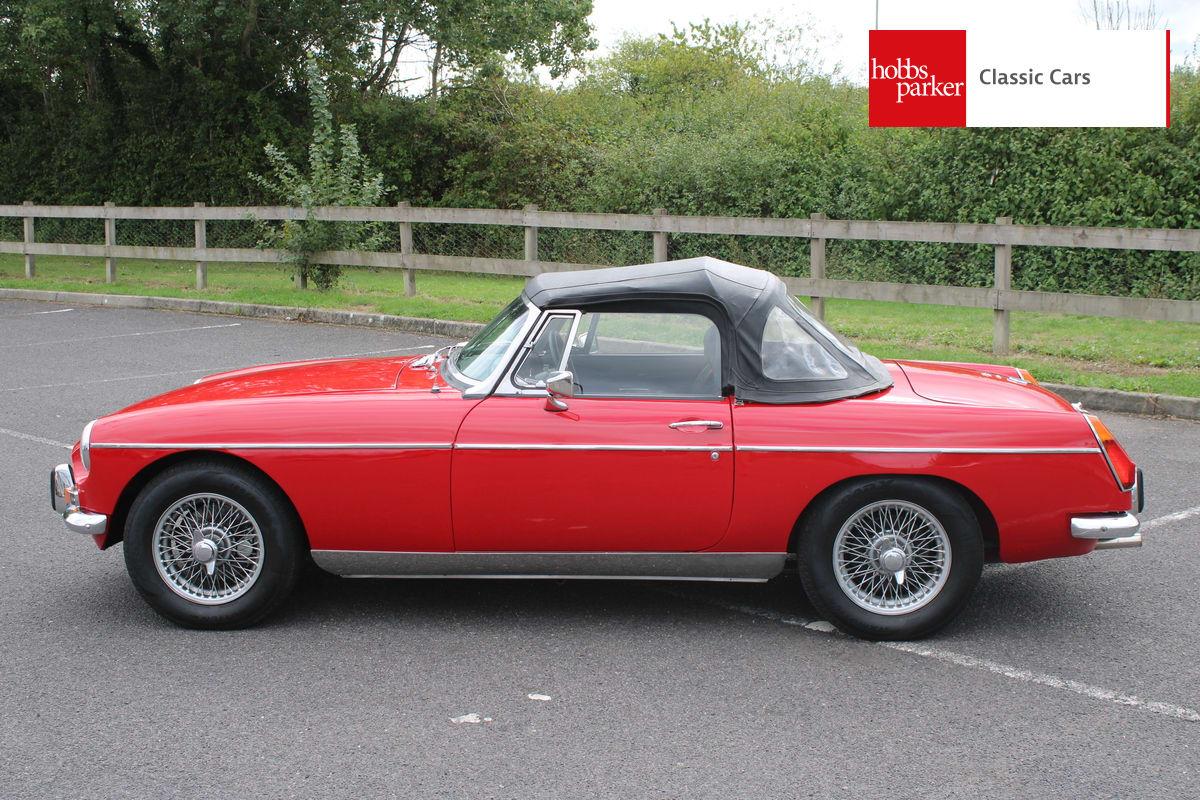 1972 MG B Roadster