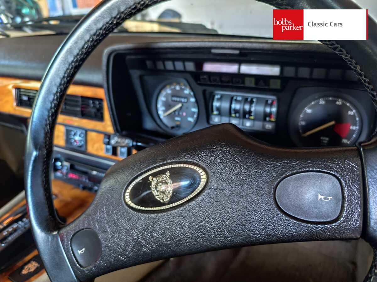 1989 Jaguar XJ-S AUTO