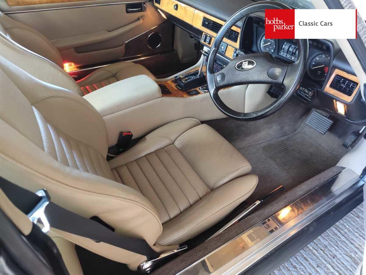 1989 Jaguar XJ-S AUTO