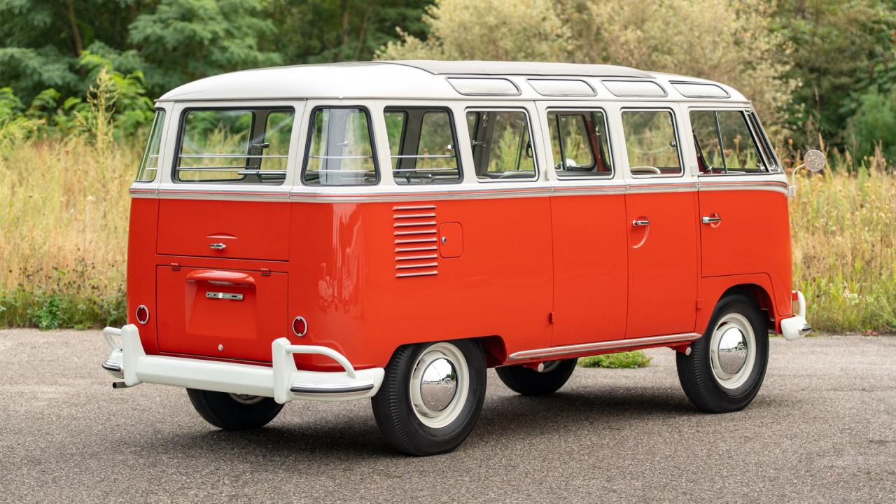 1961 Volkswagen 1961 Volkswagen Micro Bus De Luxe &lsquo;23-Window' Samba
