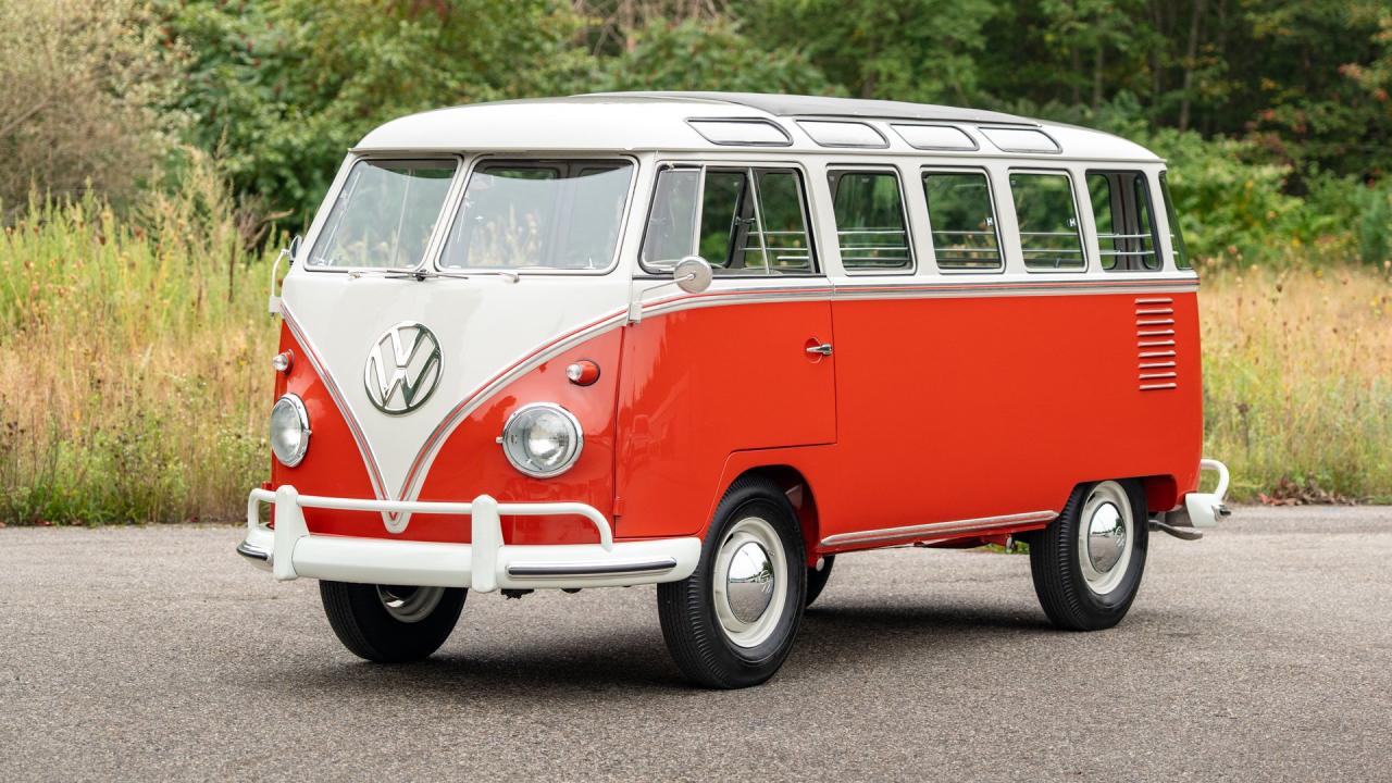 1961 Volkswagen 1961 Volkswagen Micro Bus De Luxe &lsquo;23-Window' Samba