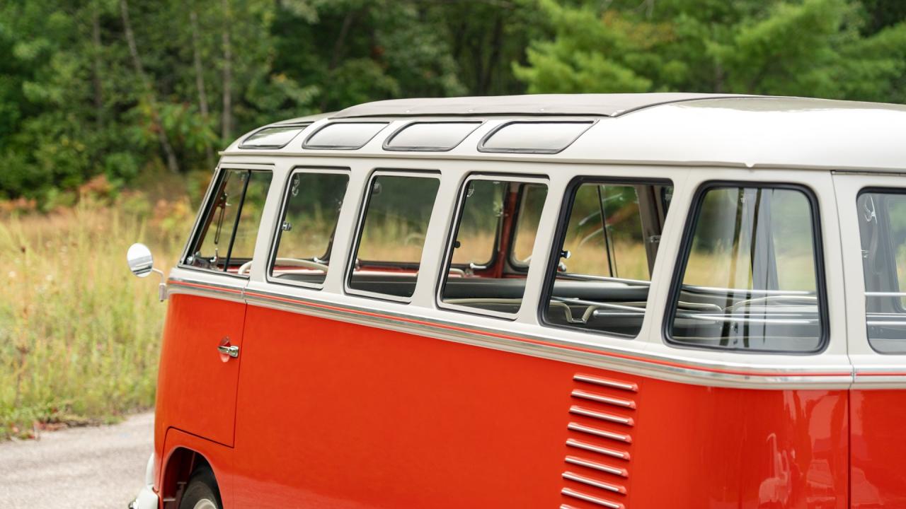 1961 Volkswagen 1961 Volkswagen Micro Bus De Luxe &lsquo;23-Window' Samba