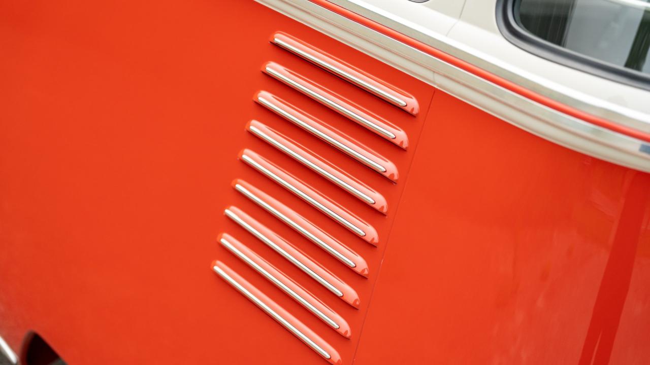 1961 Volkswagen 1961 Volkswagen Micro Bus De Luxe &lsquo;23-Window' Samba