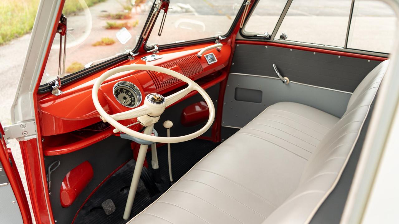 1961 Volkswagen 1961 Volkswagen Micro Bus De Luxe &lsquo;23-Window' Samba