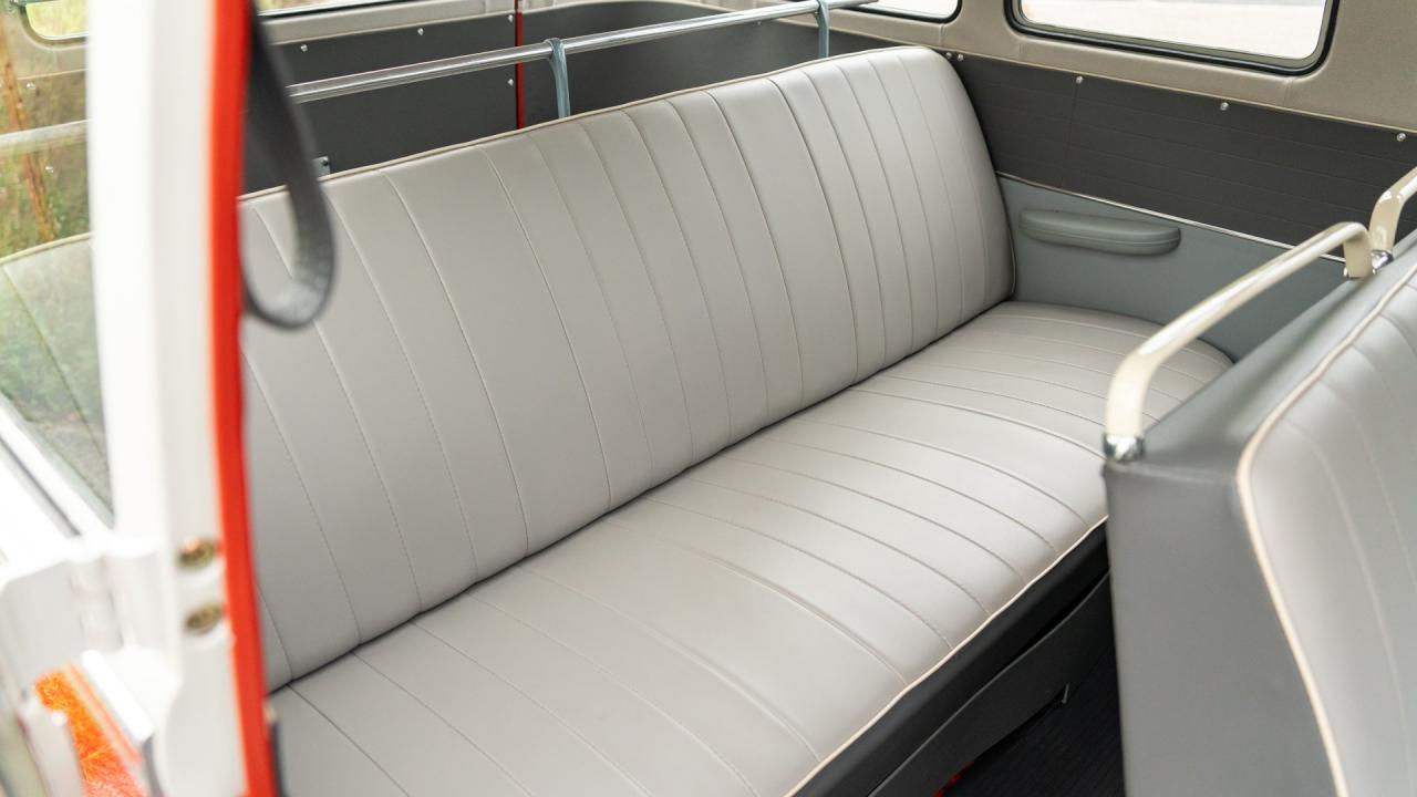 1961 Volkswagen 1961 Volkswagen Micro Bus De Luxe &lsquo;23-Window' Samba
