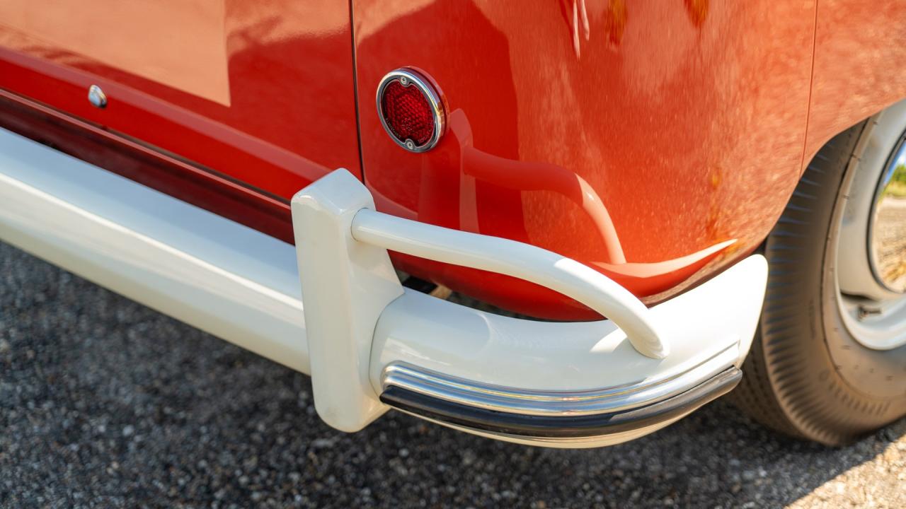 1961 Volkswagen 1961 Volkswagen Micro Bus De Luxe &lsquo;23-Window' Samba