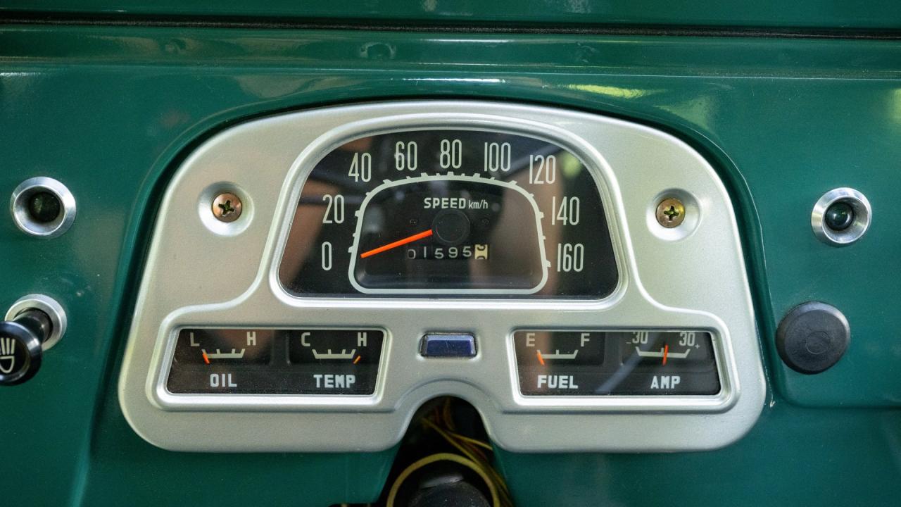 1972 Toyota Land Cruiser FJ43 Soft-Top