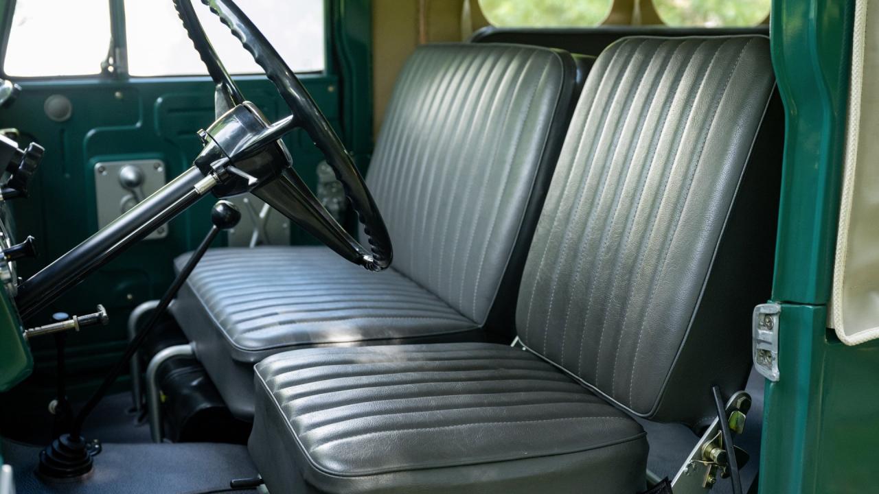 1972 Toyota Land Cruiser FJ43 Soft-Top