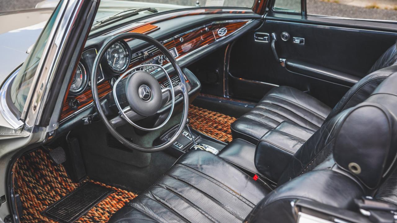 1971 Mercedes - Benz 280 SE 3.5 Cabriolet