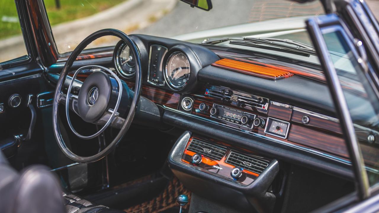 1971 Mercedes - Benz 280 SE 3.5 Cabriolet