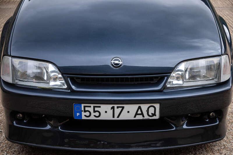 1992 Opel OMEGA 3.0