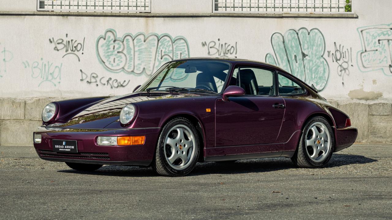 1993 Porsche 911 Carrera 2 Coupe