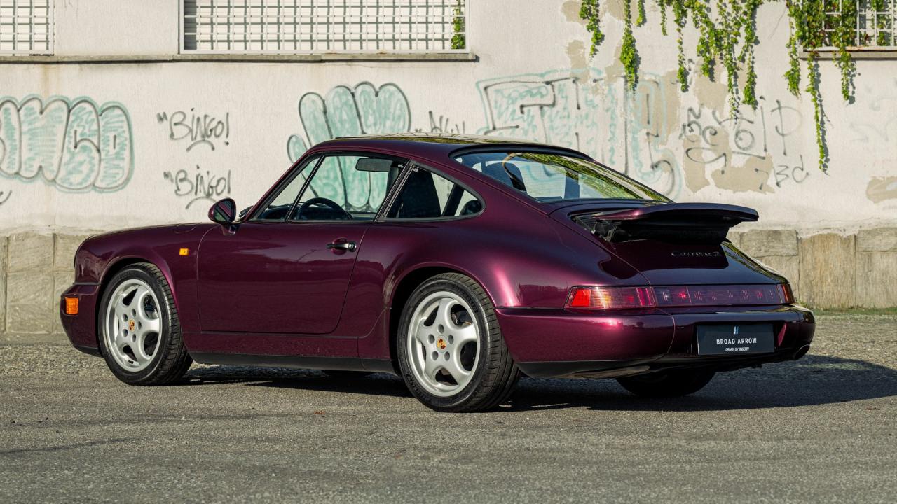 1993 Porsche 911 Carrera 2 Coupe