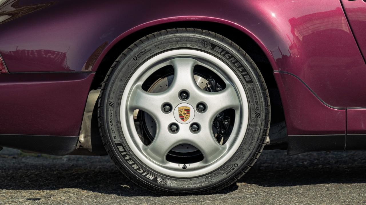 1993 Porsche 911 Carrera 2 Coupe