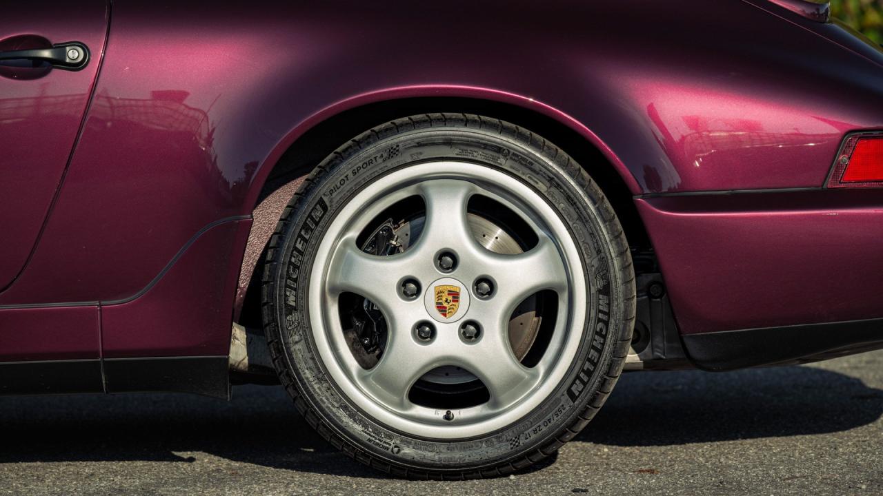 1993 Porsche 911 Carrera 2 Coupe
