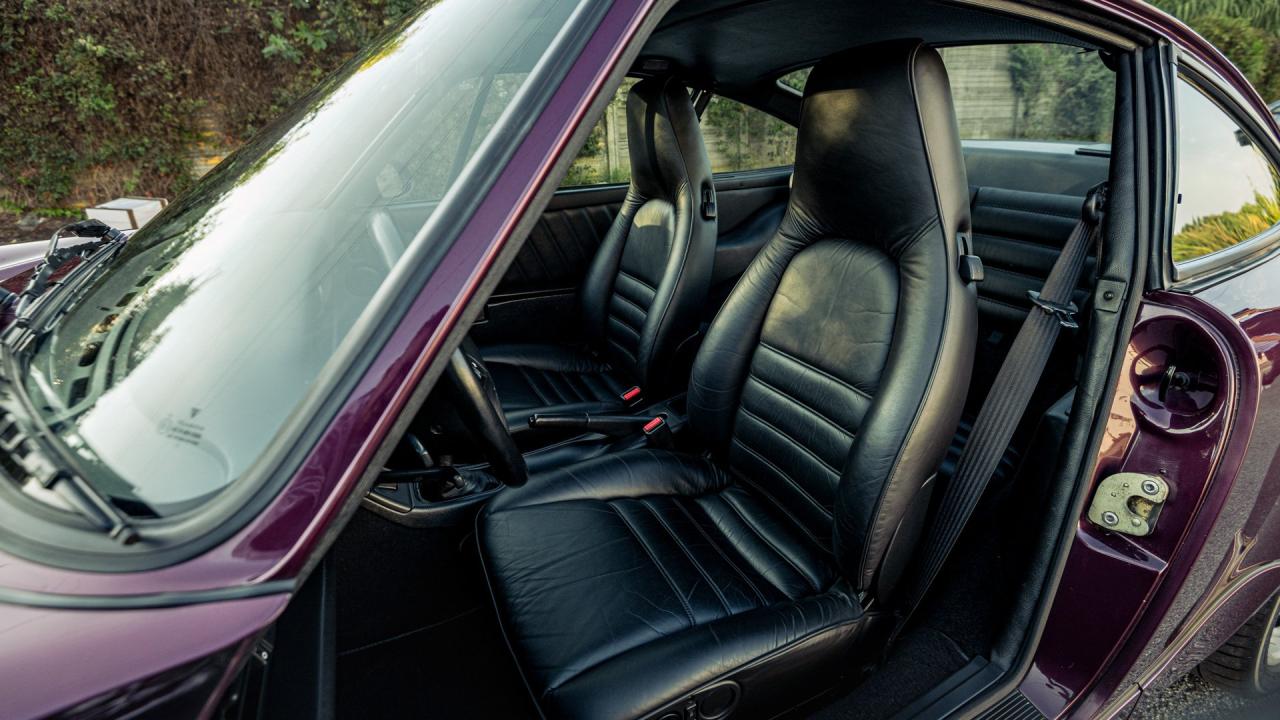 1993 Porsche 911 Carrera 2 Coupe