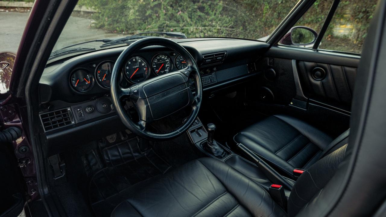1993 Porsche 911 Carrera 2 Coupe