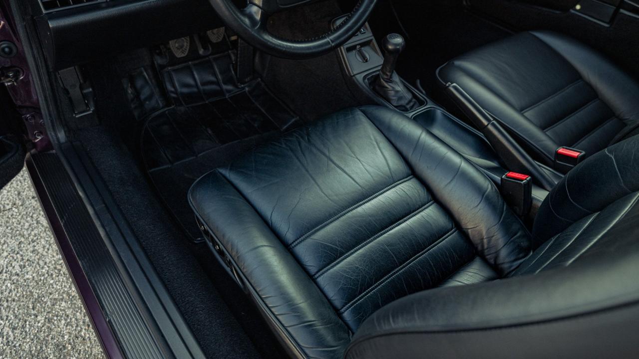1993 Porsche 911 Carrera 2 Coupe