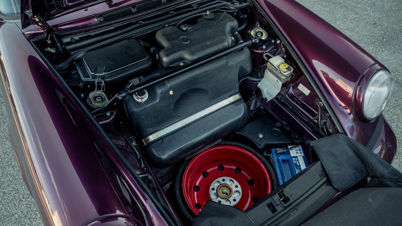 1993 Porsche 911 Carrera 2 Coupe