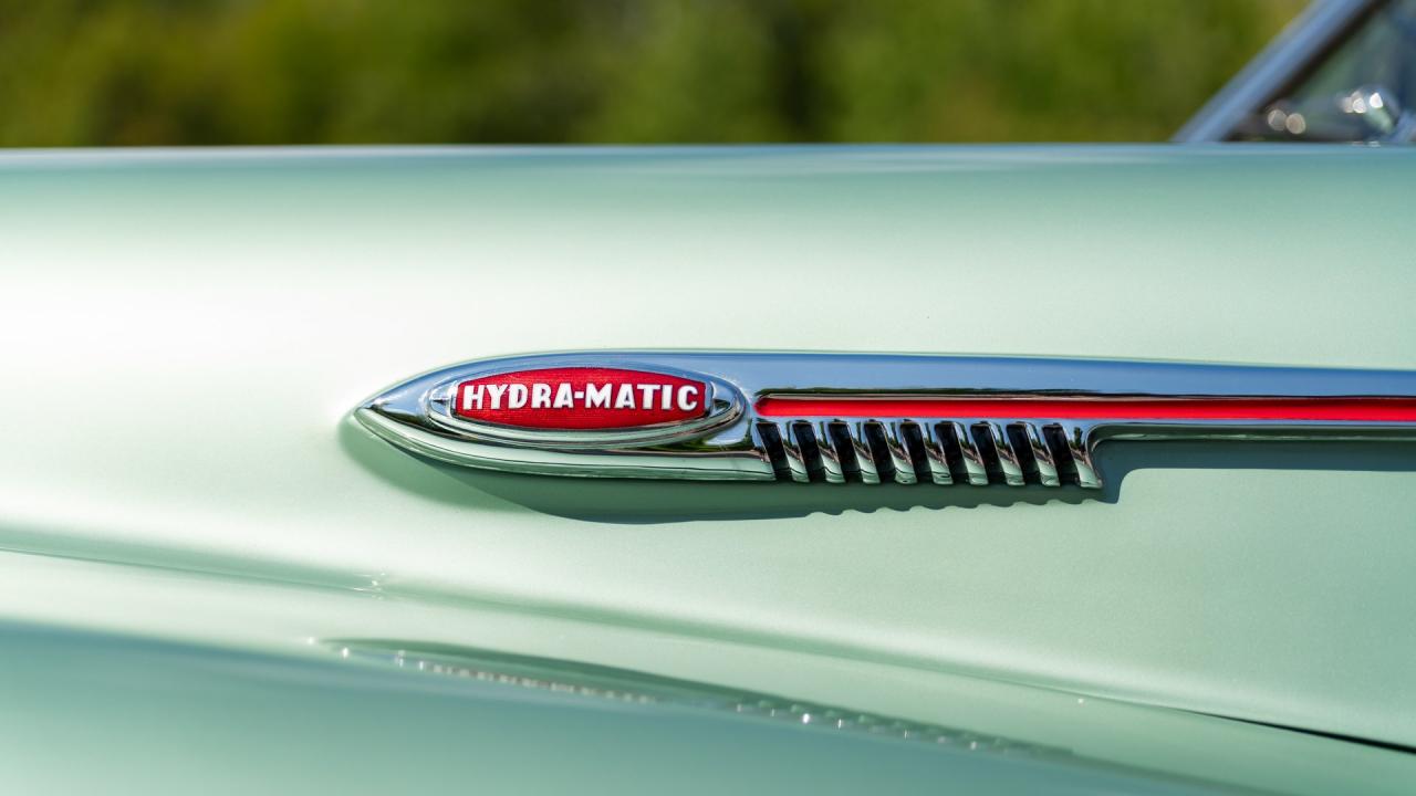 1942 Oldsmobile Custom Eight Cruiser Convertible Coupe