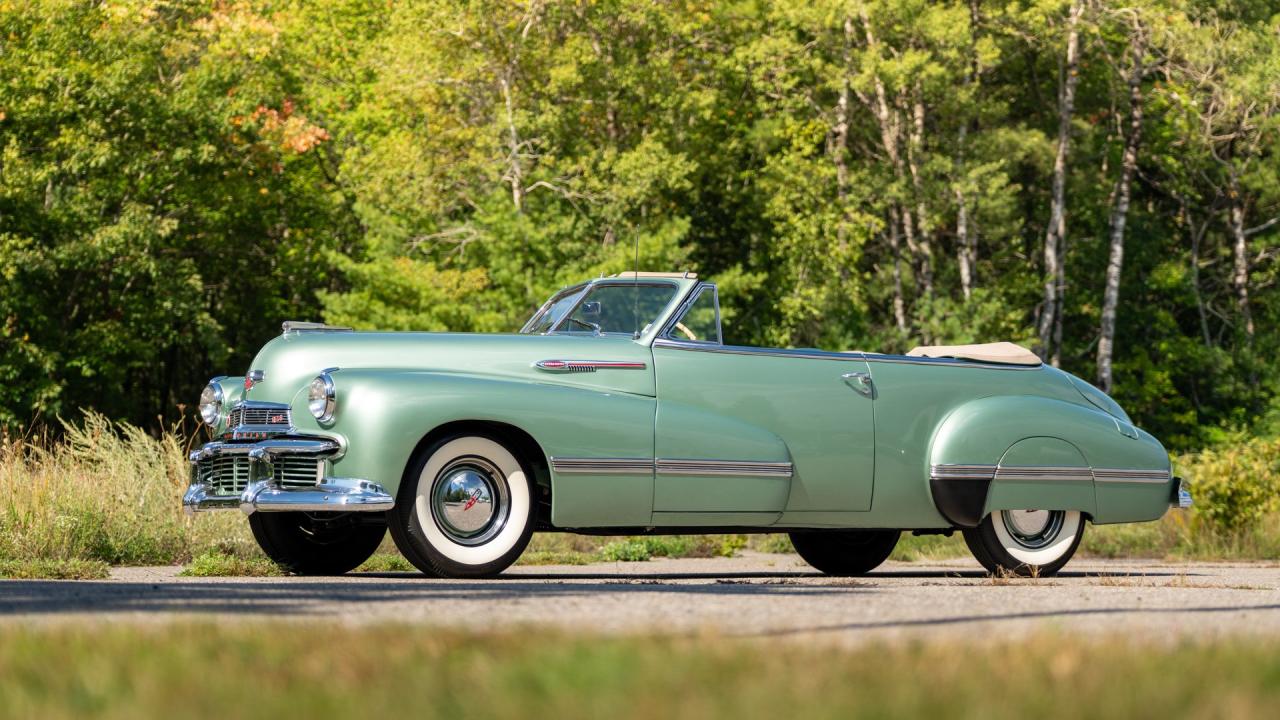 1942 Oldsmobile Custom Eight Cruiser Convertible Coupe