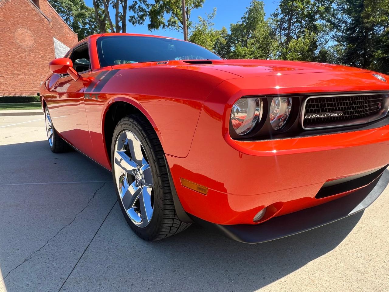 2009 Challenger Trailer
