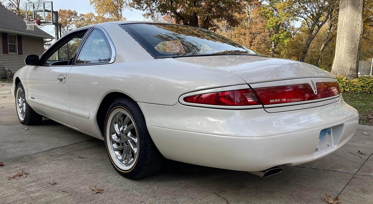 1998 Lincoln Mark VIII
