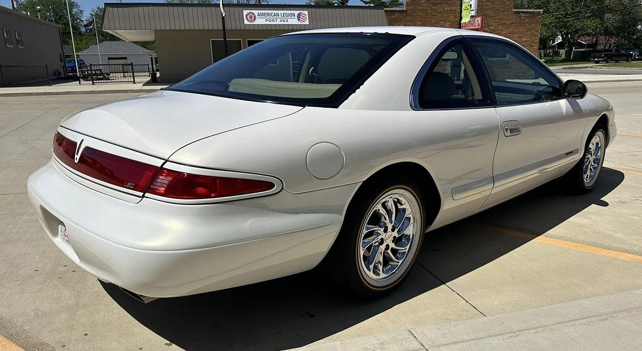 1998 Lincoln Mark VIII