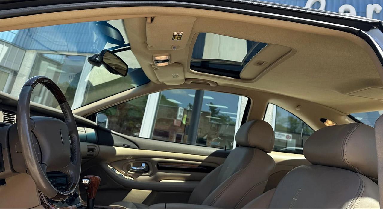 1998 Lincoln Mark VIII