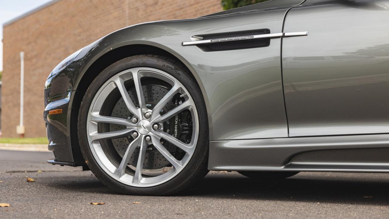 2009 Aston Martin DBS
