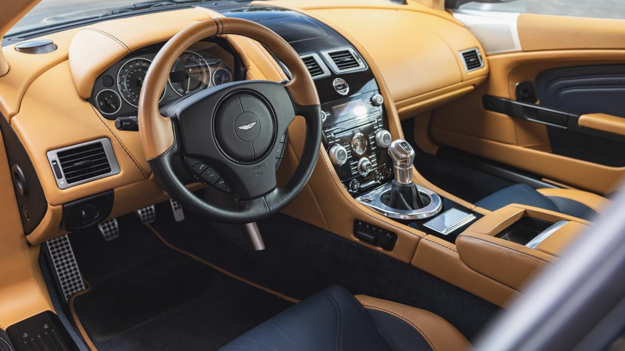 2009 Aston Martin DBS