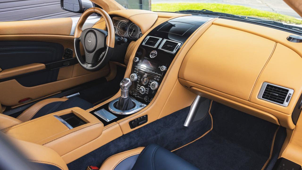 2009 Aston Martin DBS
