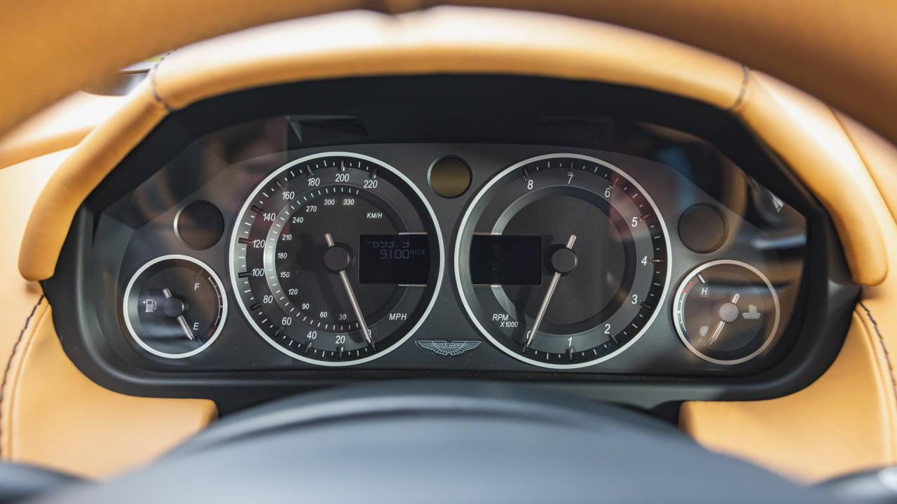 2009 Aston Martin DBS