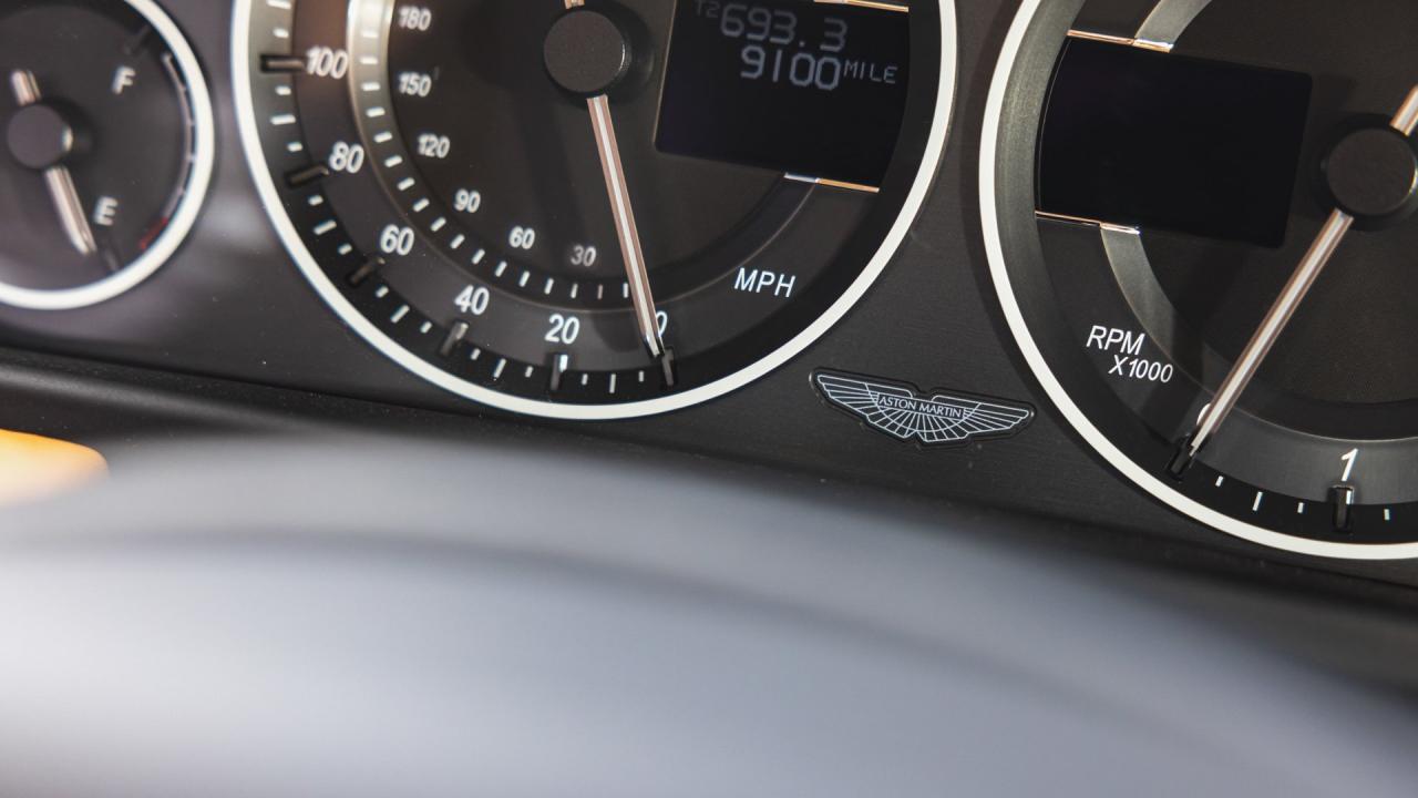 2009 Aston Martin DBS