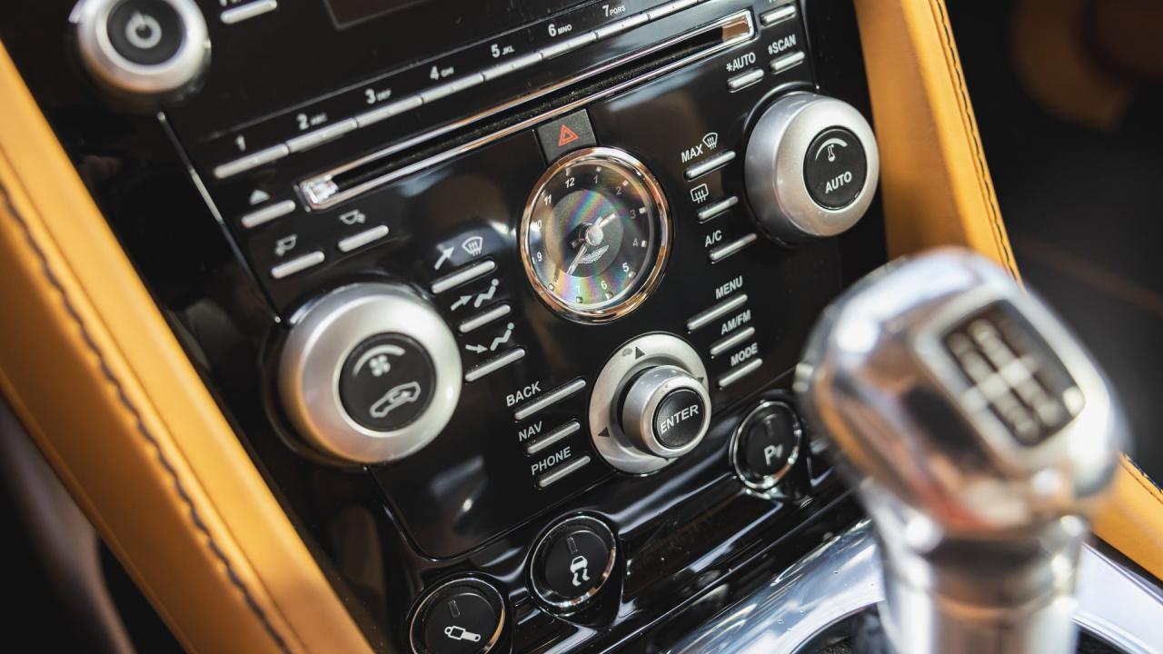 2009 Aston Martin DBS