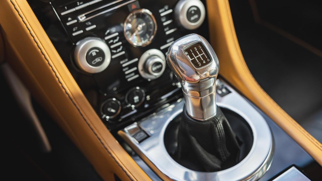 2009 Aston Martin DBS