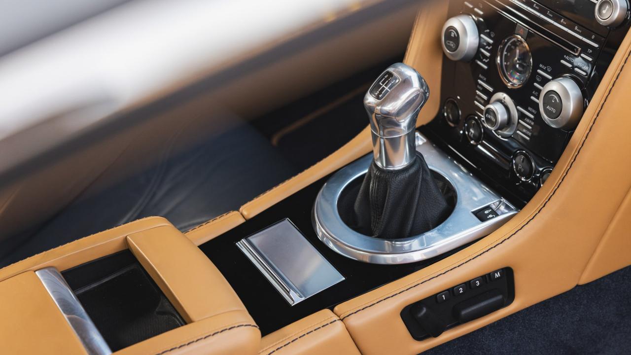 2009 Aston Martin DBS
