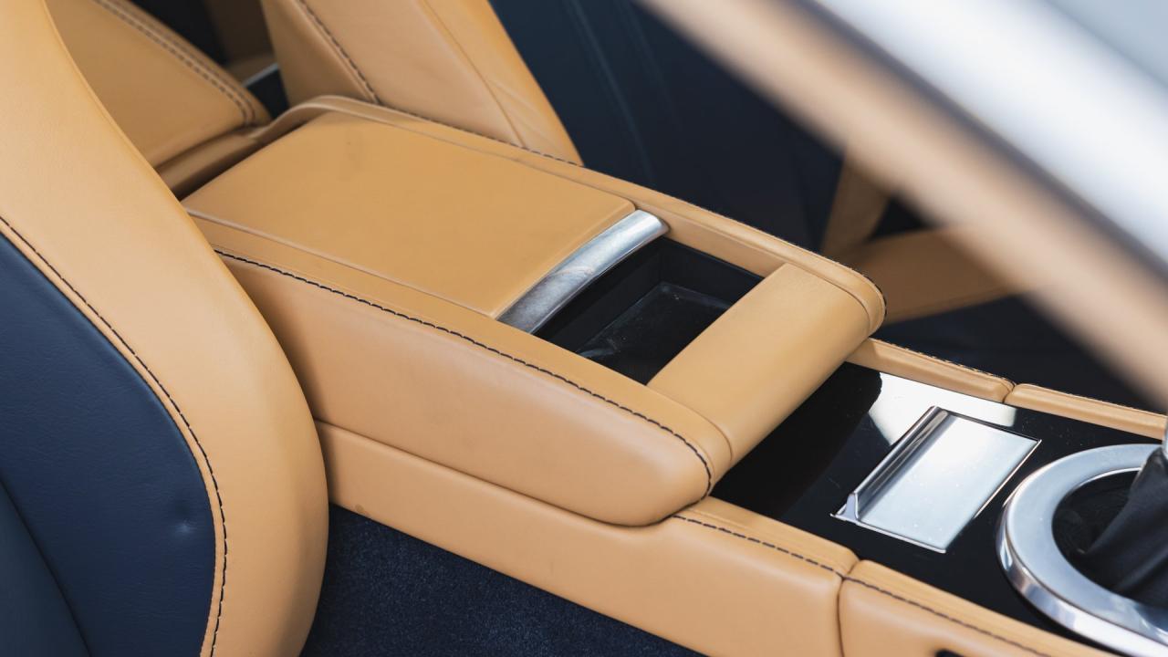 2009 Aston Martin DBS