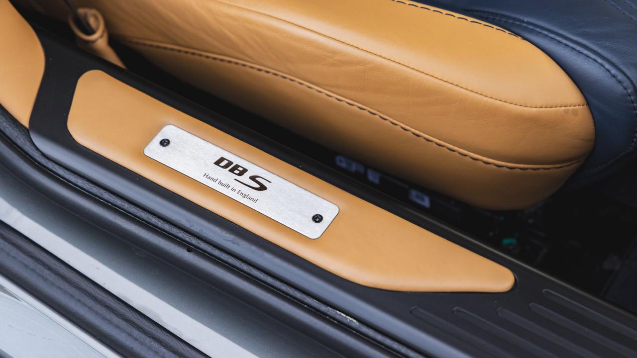 2009 Aston Martin DBS