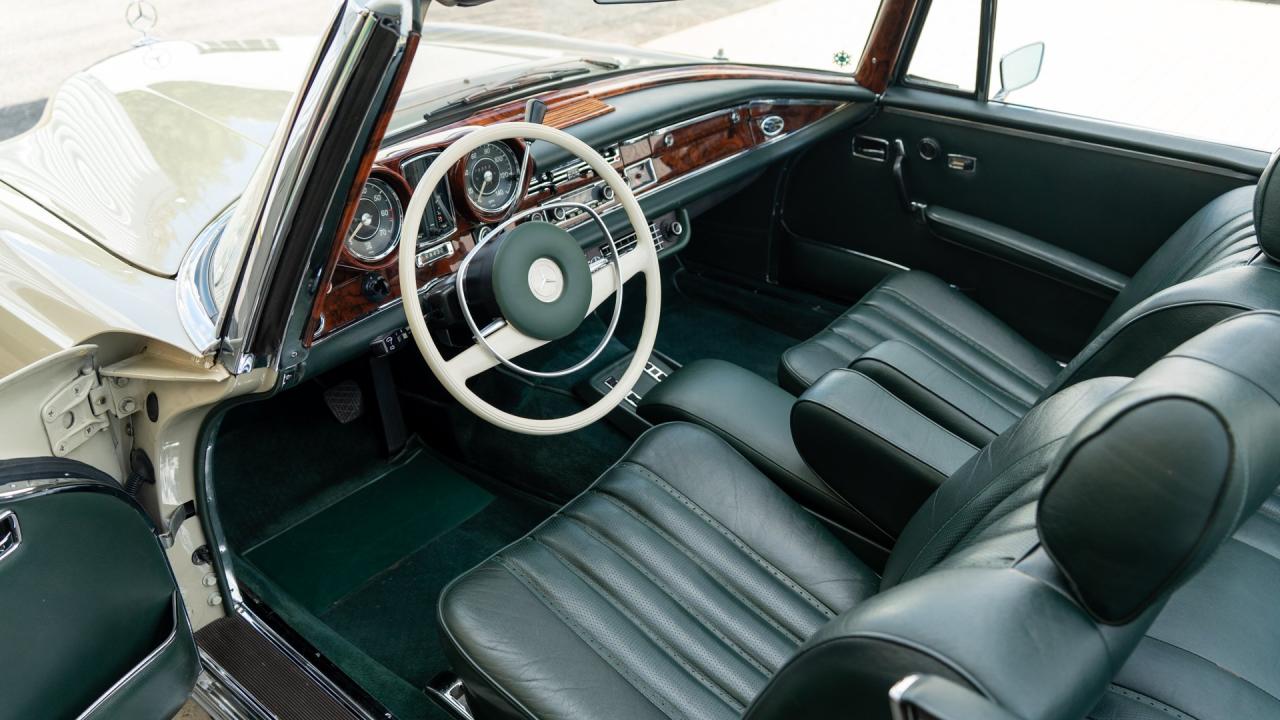 1969 Mercedes - Benz 280 SE Cabriolet