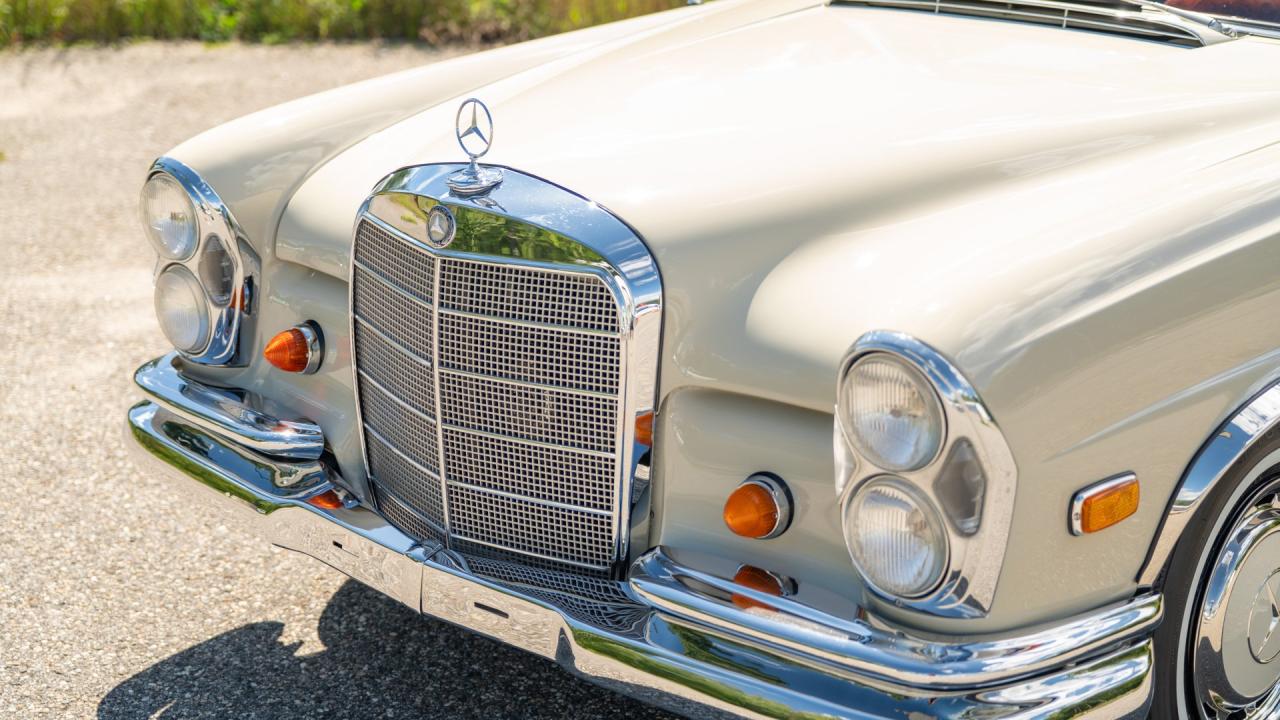 1969 Mercedes - Benz 280 SE Cabriolet