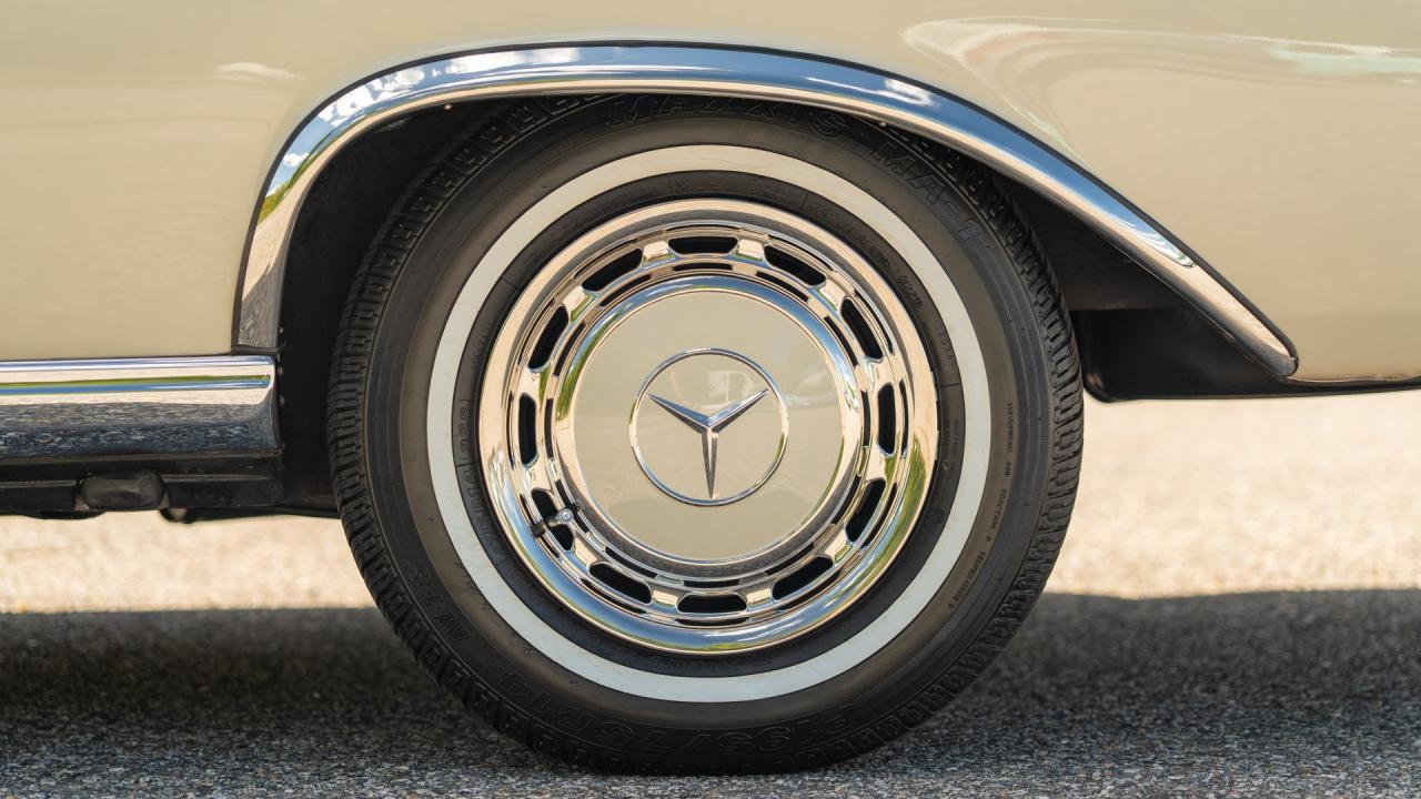 1969 Mercedes - Benz 280 SE Cabriolet