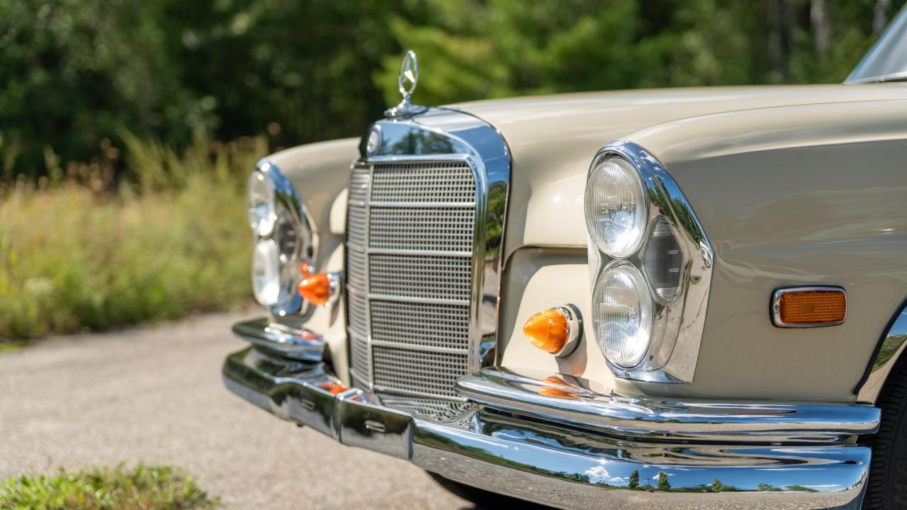 1969 Mercedes - Benz 280 SE Cabriolet