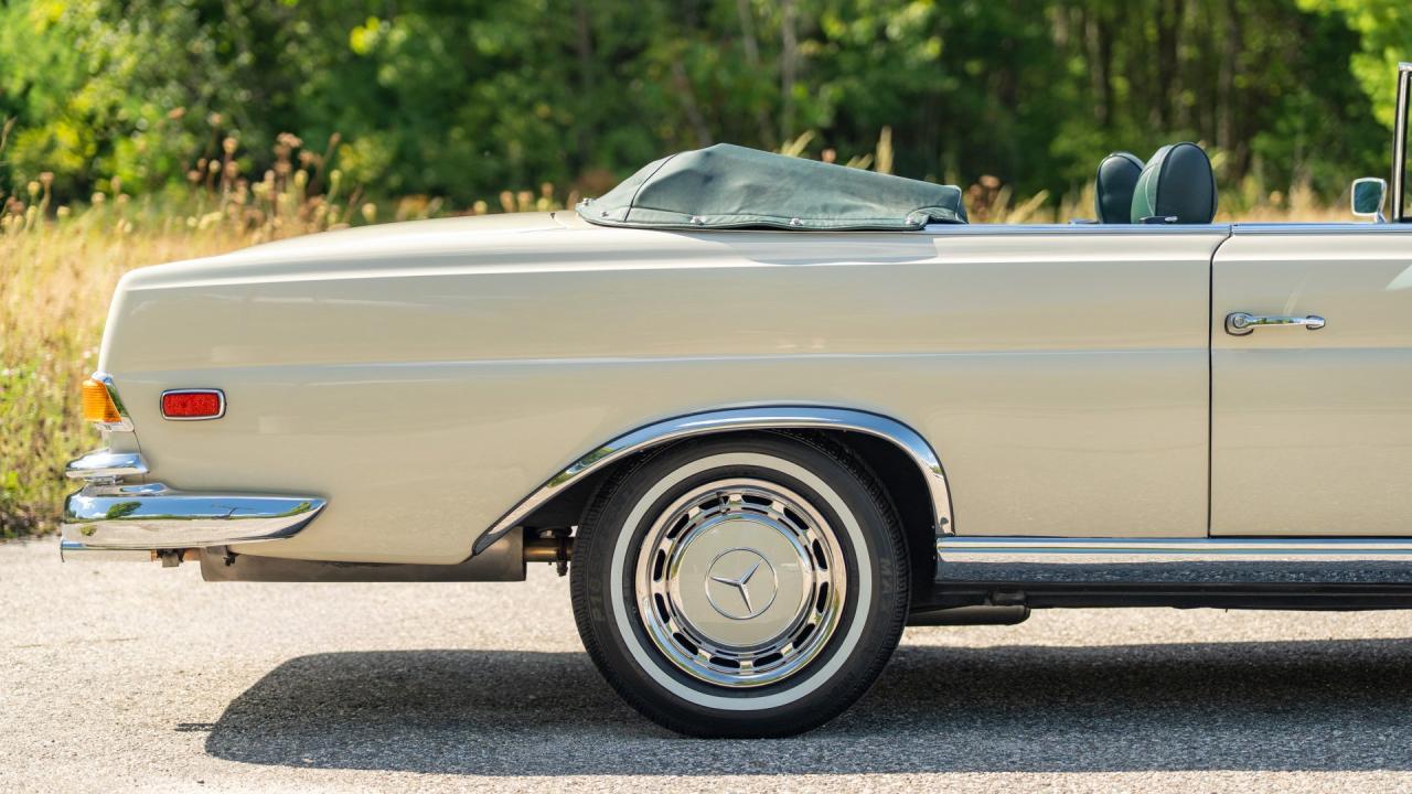 1969 Mercedes - Benz 280 SE Cabriolet