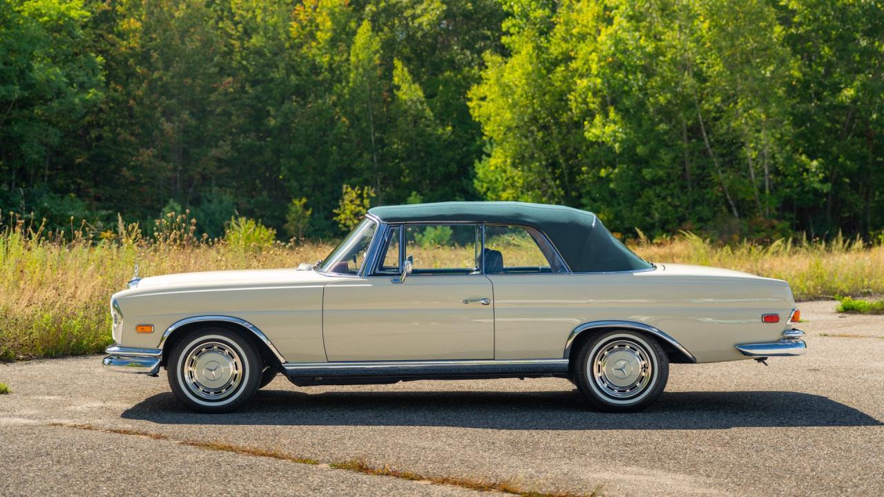 1969 Mercedes - Benz 280 SE Cabriolet